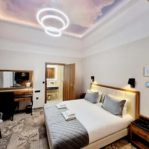 Otel Sky, Krakow